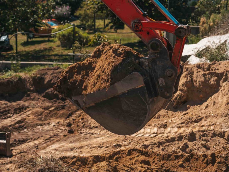 Why Dirt Work Makes or Breaks Your Missouri Build?