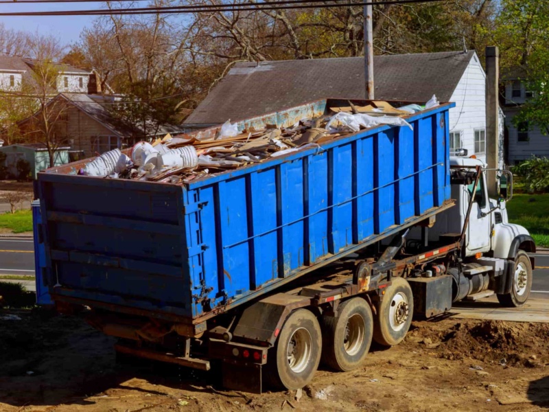 Why the Dumpster Rolloffs Maybe a Better Choice Over the Bagsters?